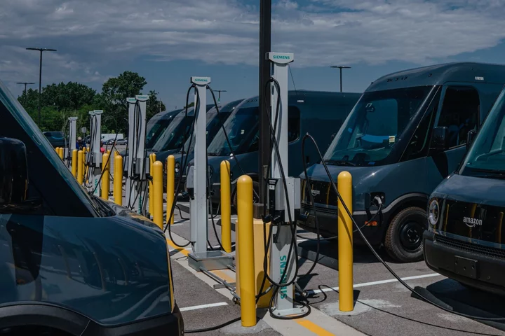 Rivian’s EV Output Beats Expectations as Production Picks Up