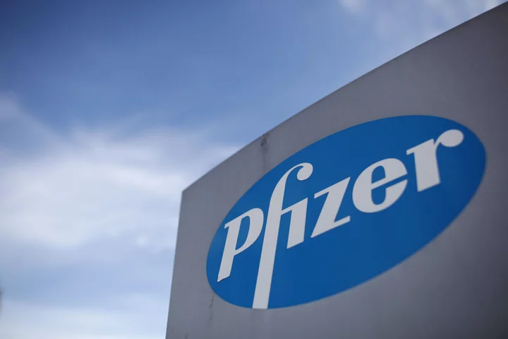 Pfizer Sells $31 Billion of Bonds in Fourth-Largest Deal Ever