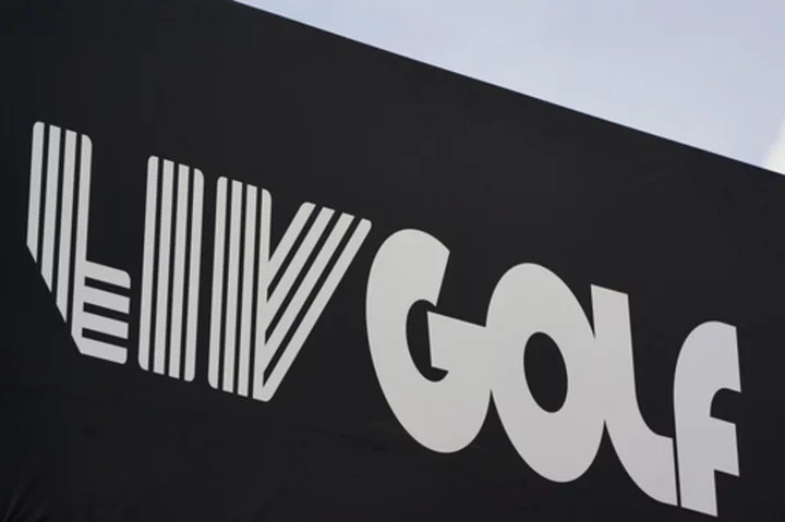 Senator asks LIV Golf, PGA Tour leaders for records on merger