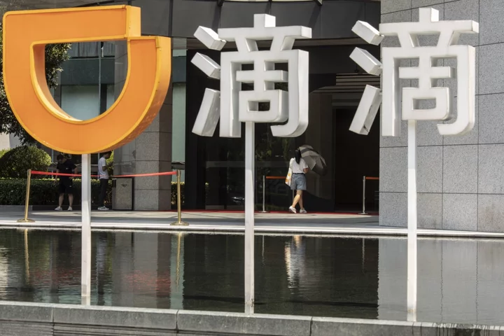 Didi Plans 2024 Hong Kong Listing in Comeback Bid, Sources Say