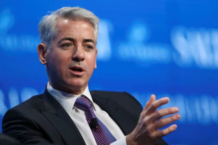 Ackman calls out Icahn's IEP over high premium after Hindenburg report