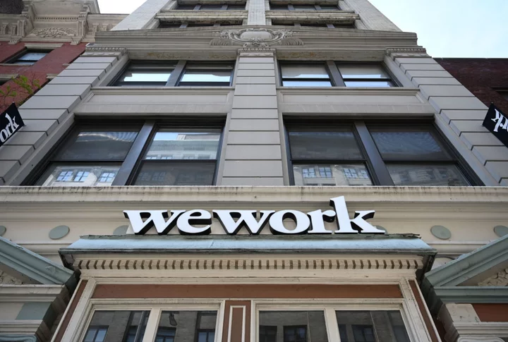 WeWork Shares Sink After Report It Plans to File for Bankruptcy