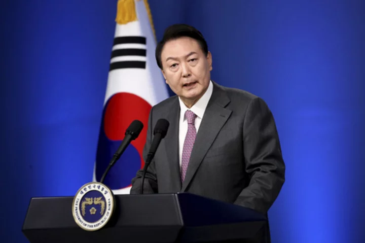 South Korea's Yoon will warn APEC leaders about the risks of a Russia-North Korea arms deal