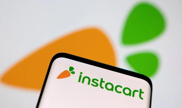 Instacart's flat shopping orders could hurt ad growth - analysts