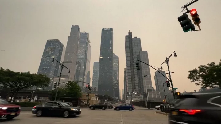 'Welcome to hell' billboard perfectly captures the mood amid New York air pollution