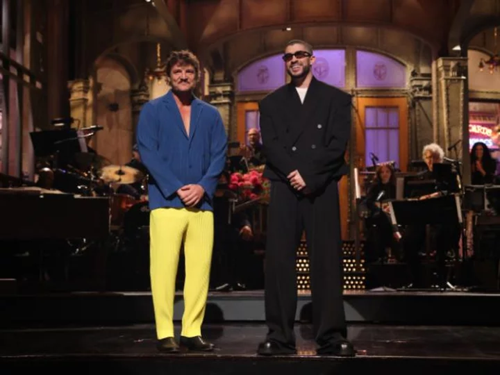 Pedro Pascal drops by 'SNL' to help Bad Bunny nail his monologue