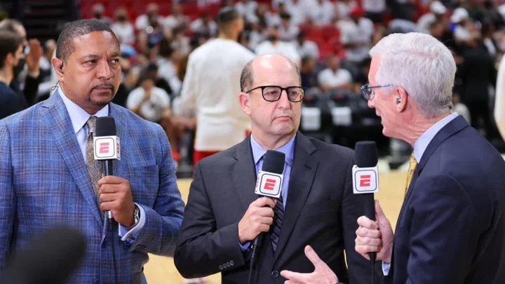 Jeff Van Gundy Called Some Denver Fans 'Clowns' Over Reaction to Mark Jackson's MVP Vote