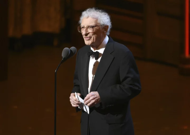 Tony-winning lyricist Sheldon Harnick 'Fiddler on the Roof' creator, dies at 99