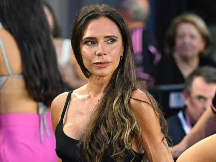 Victoria Beckham serenades husband David Beckham with impromptu performance of iconic Spice Girls song