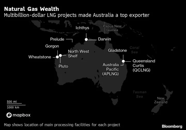 LNG Exporters Eye New Australia Growth as Profit Boom Fades