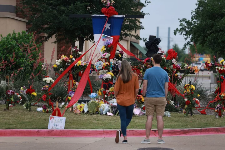 What’s Trending Today: Texas Shooting, Flight Delay Rules, Nuggets Foul, Taylor Swift Rain Delay