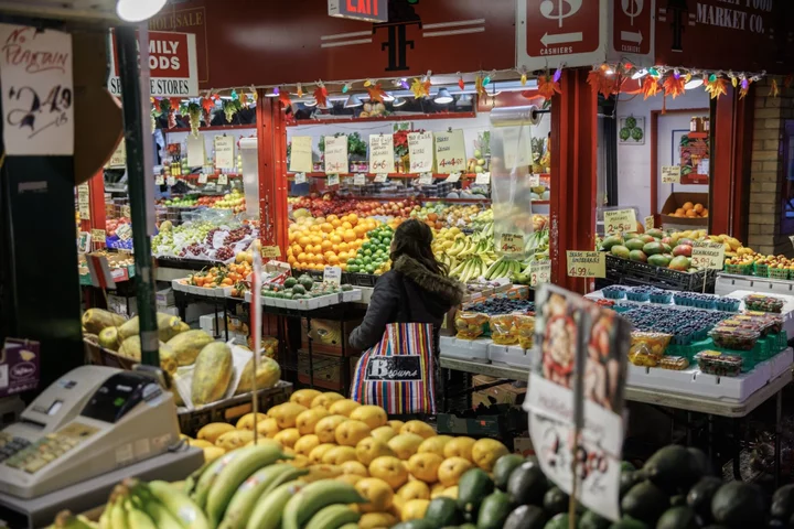 Bank of Canada Warns of Risk That Firms Keep Raising Prices