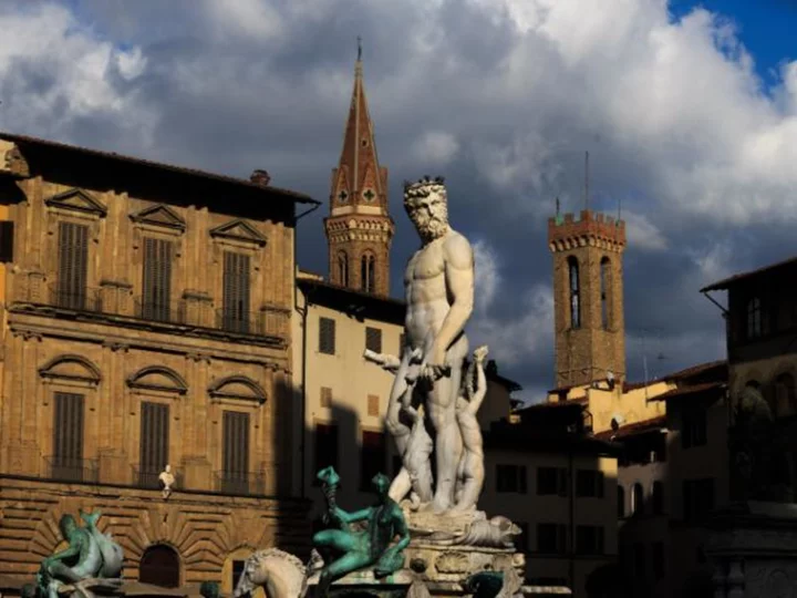 German tourist accused of damaging 16th-century statue in Florence