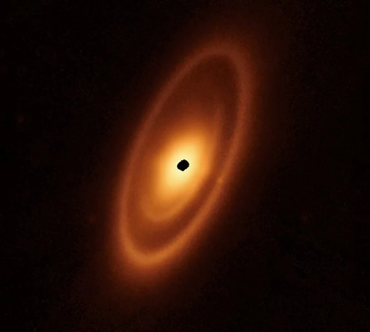 Webb telescope spots three debris belts around luminous star Fomalhaut