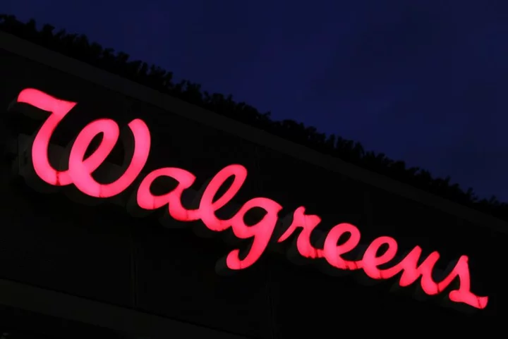 Walgreens cuts profit forecast on lower COVID vaccine demand