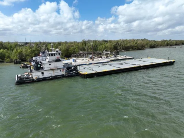 Louisiana community gets fresh supplies to fight saltwater intrusion