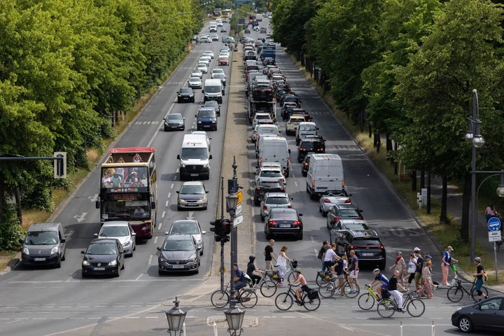 Germany Asked to Overhaul Its Car Taxation to Meet Climate Goals