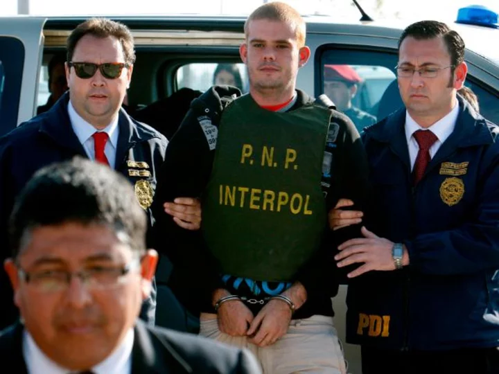 Natalee Holloway case suspect Joran van der Sloot wants to be transferred to the US, lawyer says