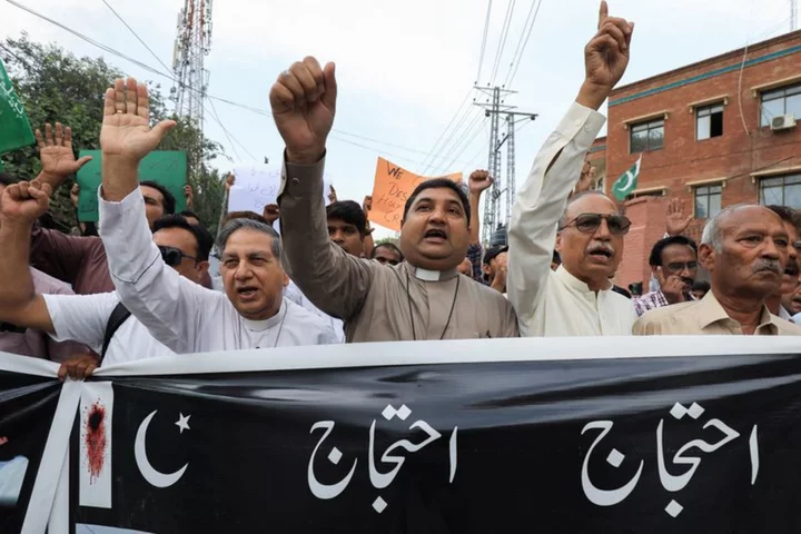 Two Christians accused of blasphemy arrested in Pakistan after mob burnt churches