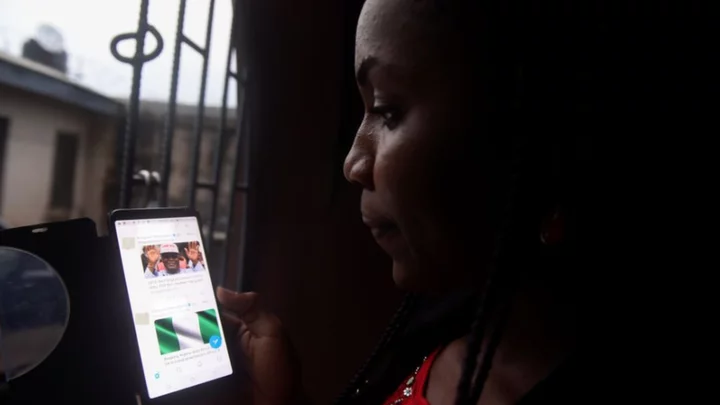 Nigeria elections: Websites use false stories to attract views and ads