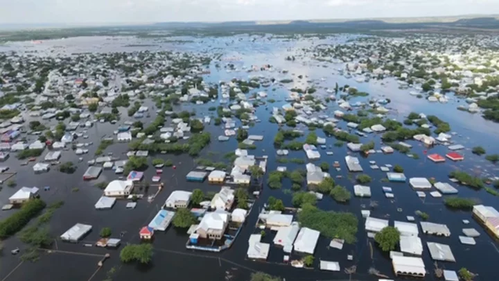 El Nino-worsened flooding has Somalia in a state of emergency. Residents of one town are desperate