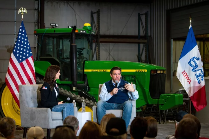 DeSantis Hits the Campaign Trail in Iowa as Alternative to Trump