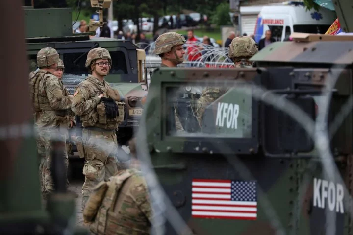 U.S. troops guard town hall in northern Kosovo