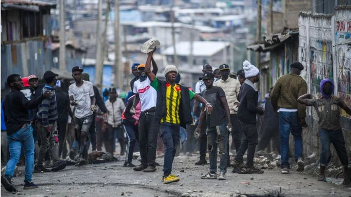 Kenya demonstrations: Children in hospital after being tear-gassed in Nairobi