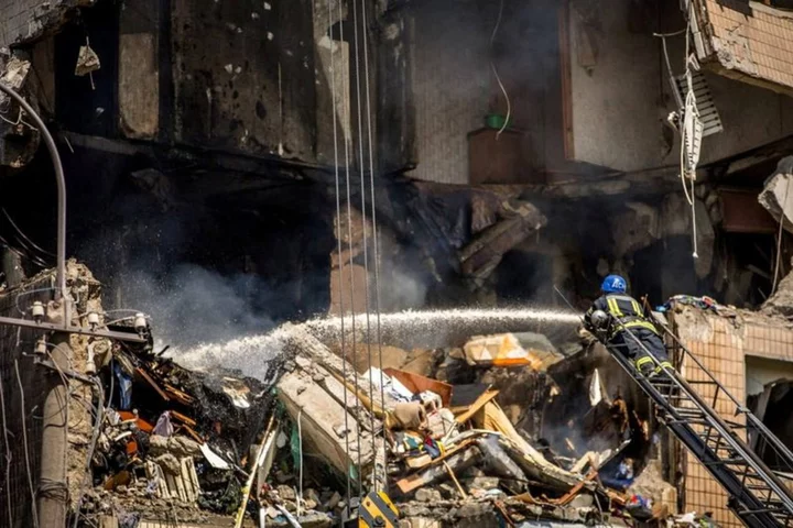 Girl and her mother killed in Russian strikes as Ukraine reports frontline progress