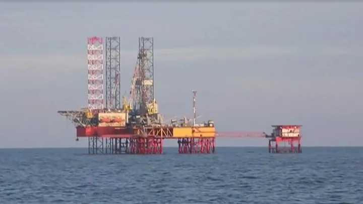 Ukraine claims to retake Black Sea drilling rigs from Russian control