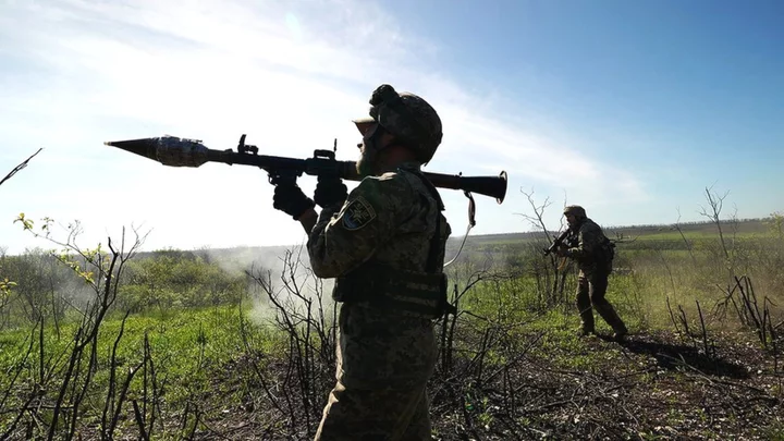 Ukraine war: Inside the fight for the last streets of Bakhmut