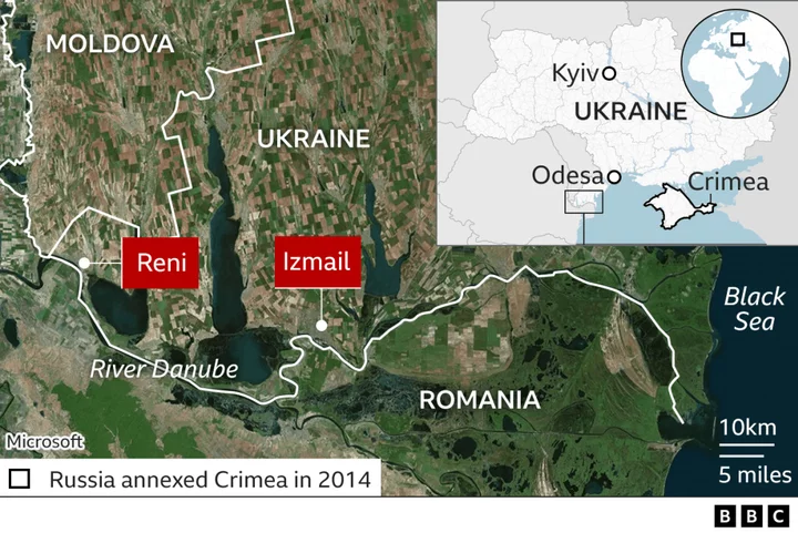 Ukraine war: Russia attacks grain stores at River Danube ports