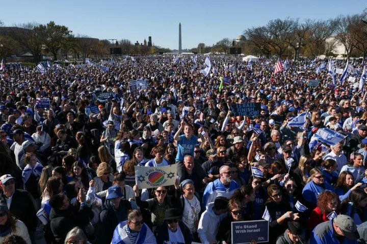 Demonstrators gather in Washington to back Israel, condemn antisemitism