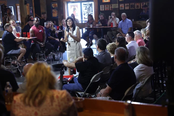 Nikki Haley urges McConnell and Feinstein to ‘walk away’ after recent health concerns