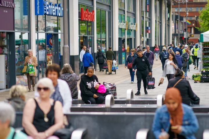 UK Cost-of-Living Support Drives Government Borrowing Higher