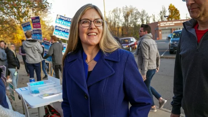 Jennifer Wexton: Virginia Democrat diagnosed with rare neurological illness