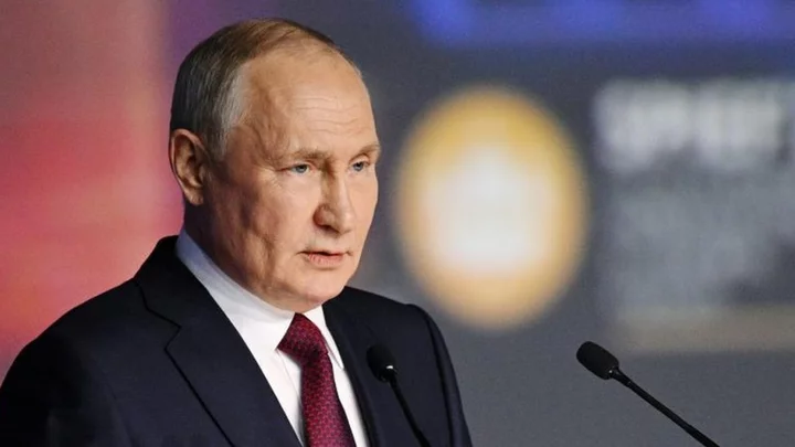 Ukraine war: Putin confirms first nuclear weapons moved to Belarus