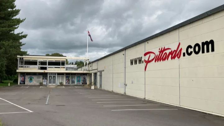 World famous Yeovil glove maker Pittards appoints administrators