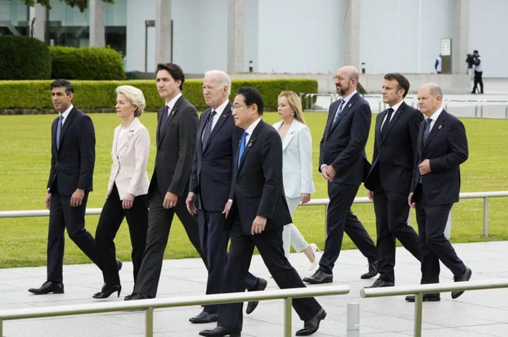 G7 leaders pledge support for Ukrainians as summit awaits Zelenskiy