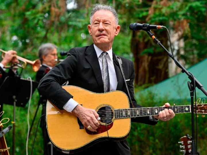 Police in Montana are investigating a report of a noose found near Lyle Lovett's band's tour bus