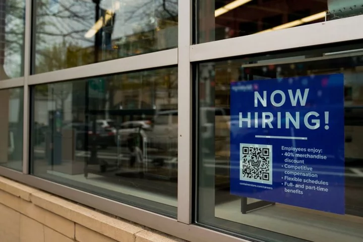 U.S. weekly jobless claims fall more than expected