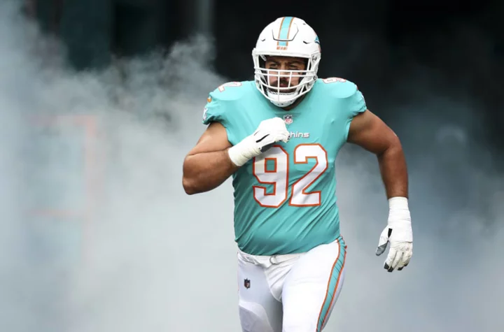 Dolphins Rumors: Zach Sieler contract a blunt message to one player