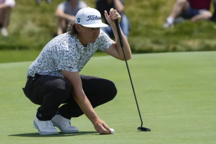 Teenage amateur golfer Rachel Lee tied for the lead in the Australian Open women's field