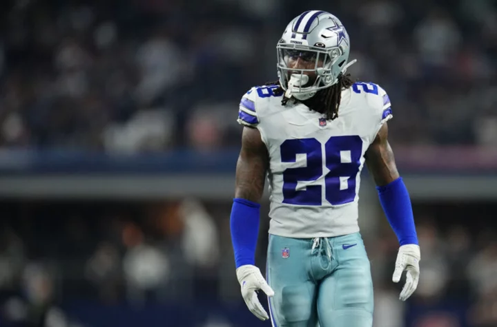 Cowboys extend another big-name player in their secondary