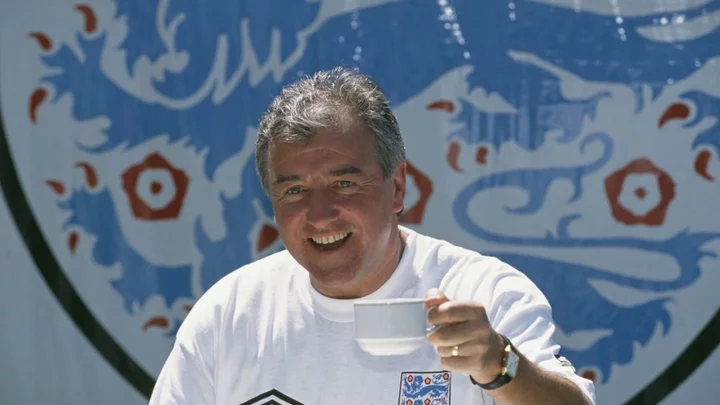 Gary Lineker leads tributes to Terry Venables as former England manager dies aged 80