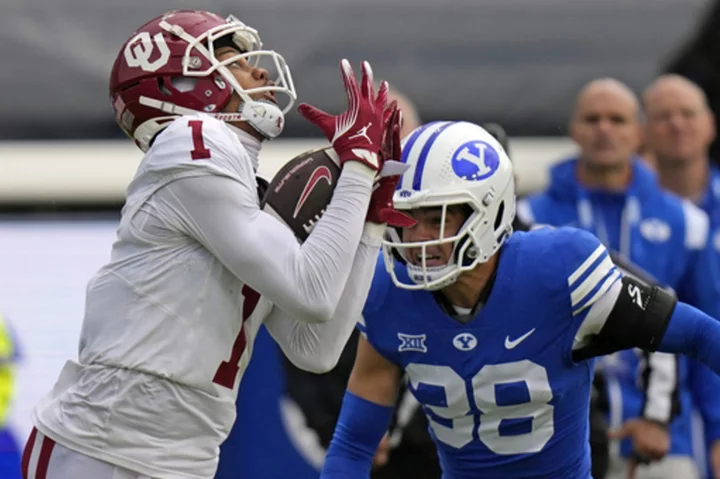 Oklahoma forces three turnovers, beats BYU 31-24