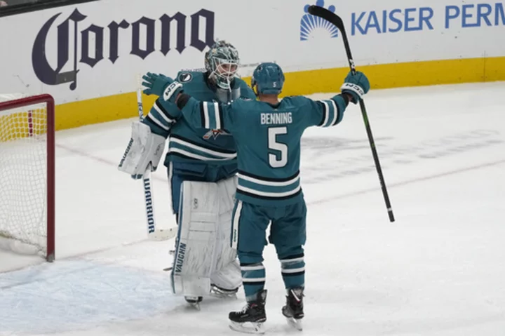 Mikael Granlund breaks tie early in 3rd period, Sharks beat Canucks 4-3