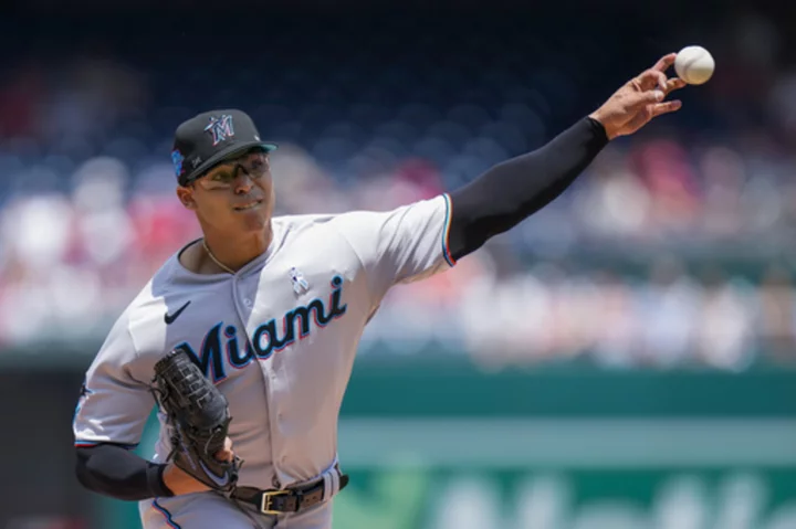 Marlins finish sweep of Nationals 4-2, move 10 over .500 for first time since 2011