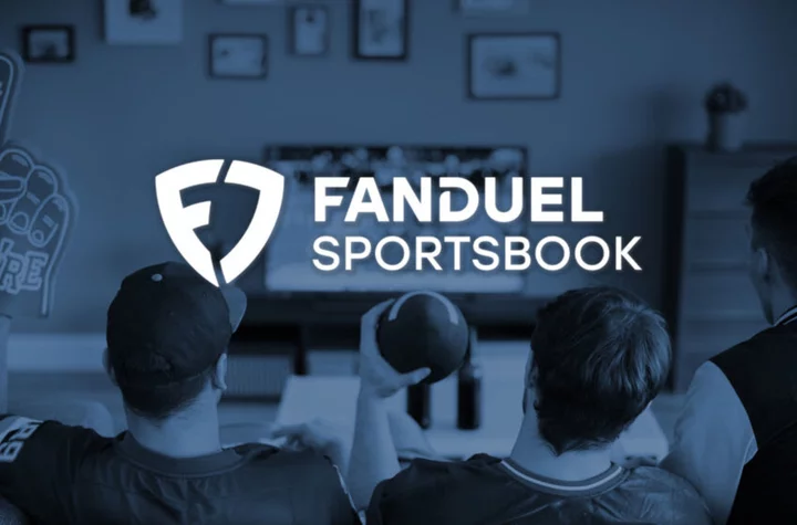 Industry's BIGGEST Boxing Promo Unlocks $2,500 Bonus Betting on Lopez vs Taylor at FanDuel