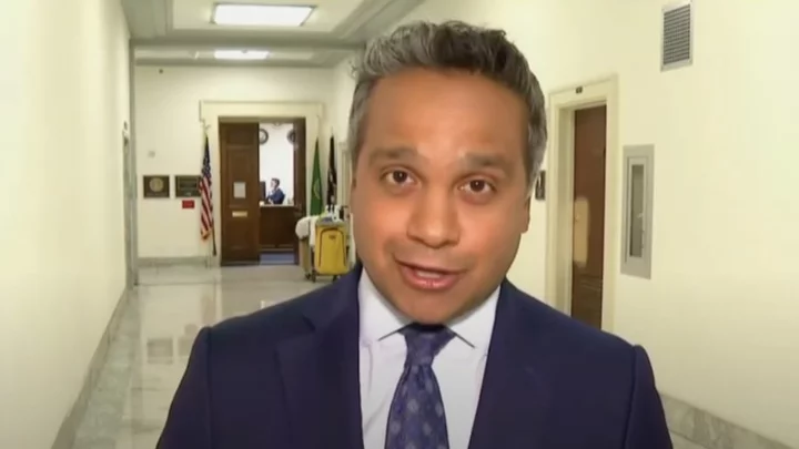 Here's Manu Raju Saying 'Little Bitch' in a Congressional News Report on CNN